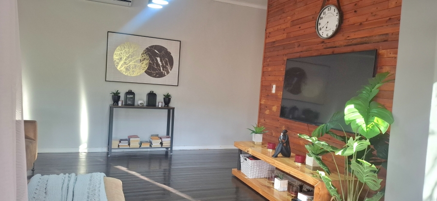 3 Bedroom Property for Sale in Nahoon Valley Park Eastern Cape
